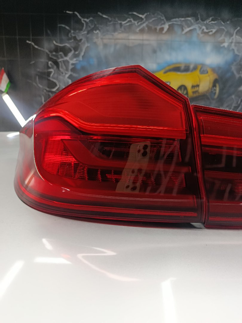 задний фар от BMW G30, Худжанд
