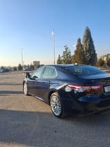 Toyota Camry 2019 — фото 4 из 8