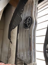 Решёткаи радиатори Toyota — фото 2 из 2