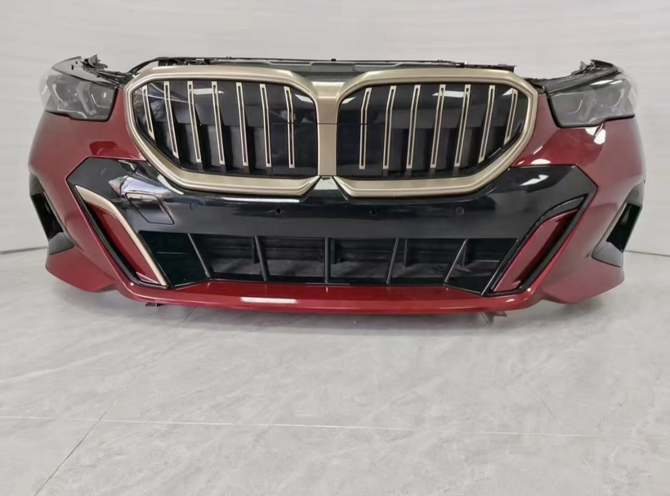 ноускат барои BMW, Худжанд