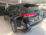 Toyota Highlander 2026 — фото 2 из 8