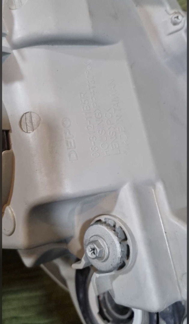 Передняя правая фара Depo для Toyota Camry 2, Душанбе