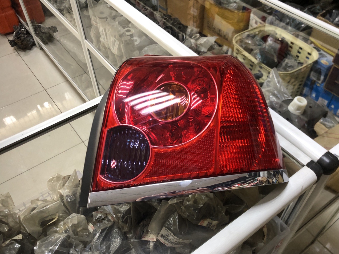 задний фонарь) Toyota, Душанбе