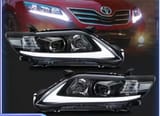 Передние фары Nike на Toyota Camry 2 — фото 1 из 4