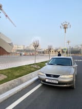 Opel Vectra B 1999 — фото 1 из 3