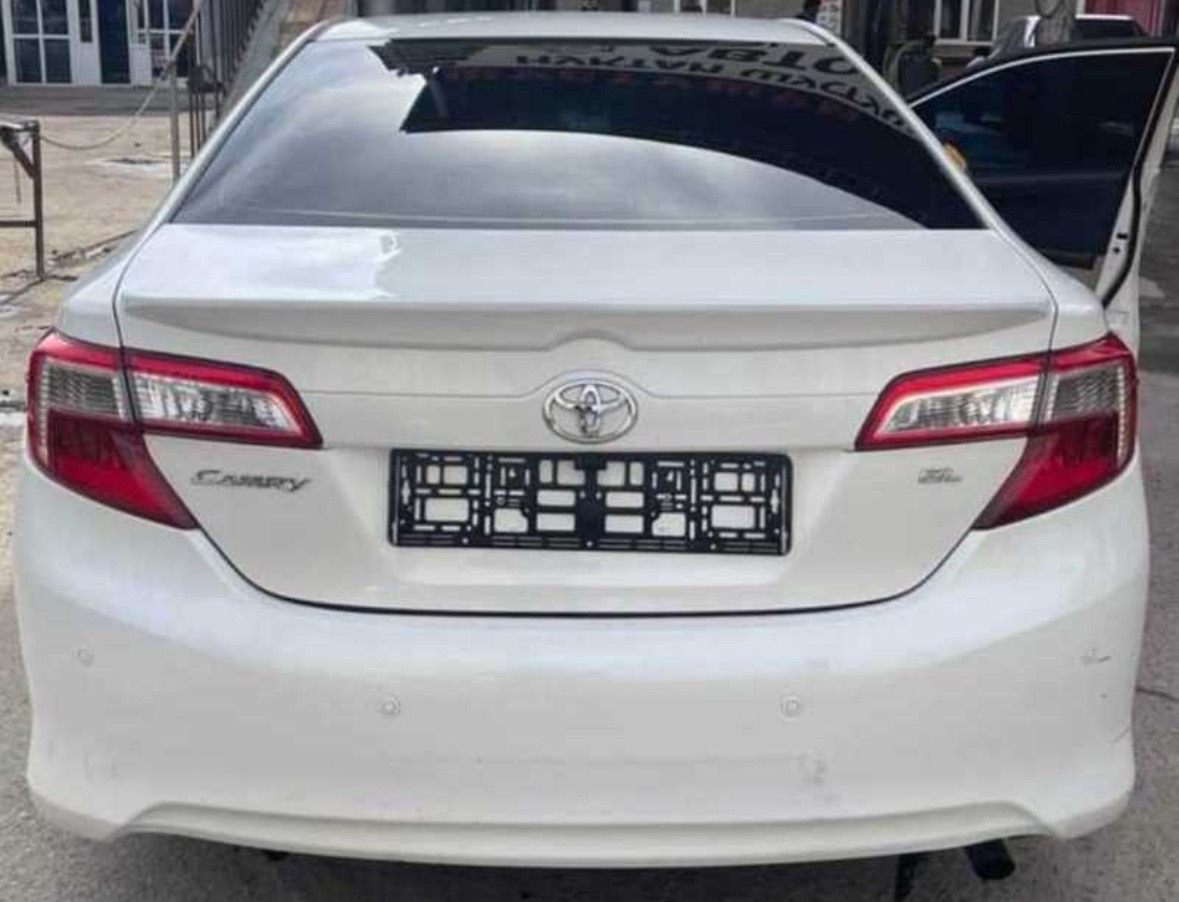 Спойлер на Toyota Camry 3, Душанбе