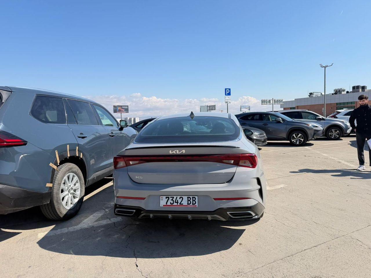Kia K5, 2022, Душанбе