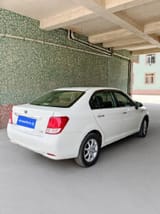 Toyota Axio 2015 — фото 5 из 9