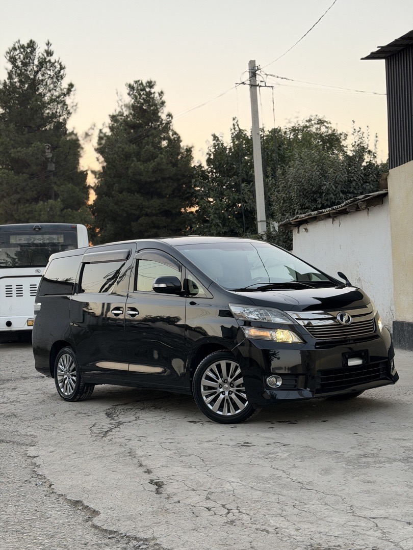 Toyota Vellfire, 2014, Душанбе