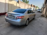 Toyota Camry 2010 — фото 8 из 13