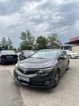 Toyota Camry 2014 — фото 1 из 3