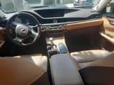Lexus ES series 2018 — фото 6 из 8