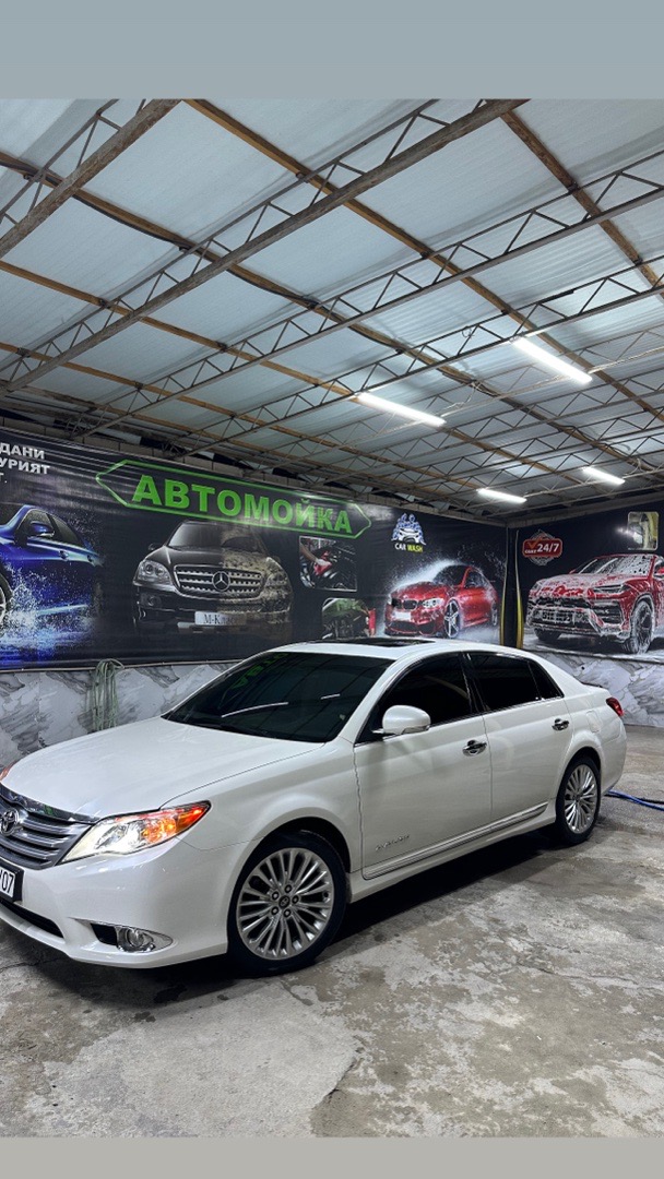 Toyota Avalon, 2011, Бохтар