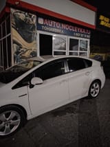 Toyota Prius 2014 — фото 10 из 14