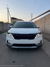 Kia Carnival 2022 — фото 1 из 13