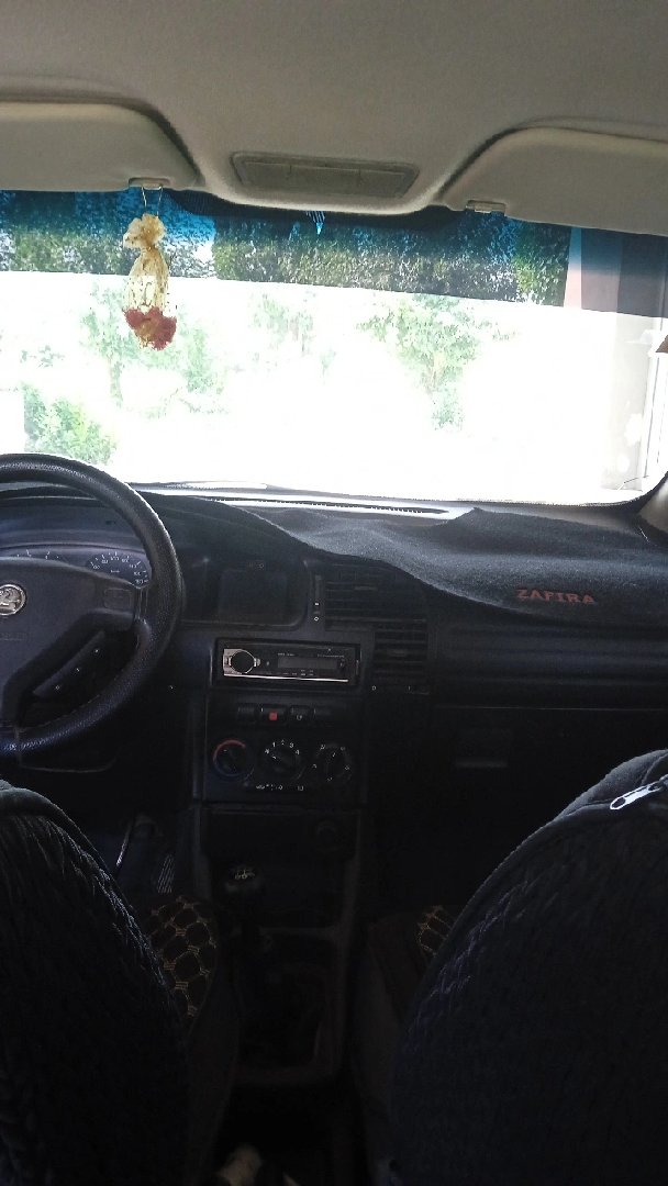 Opel Zafira, 2000, Худжанд