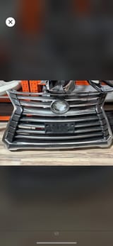 Облицовка Lexus — фото 1 из 2