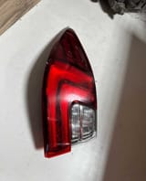 Задняя Фара На Lexus ES — фото 1 из 4