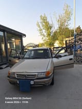 Opel Astra F 1992 — фото 1 из 7