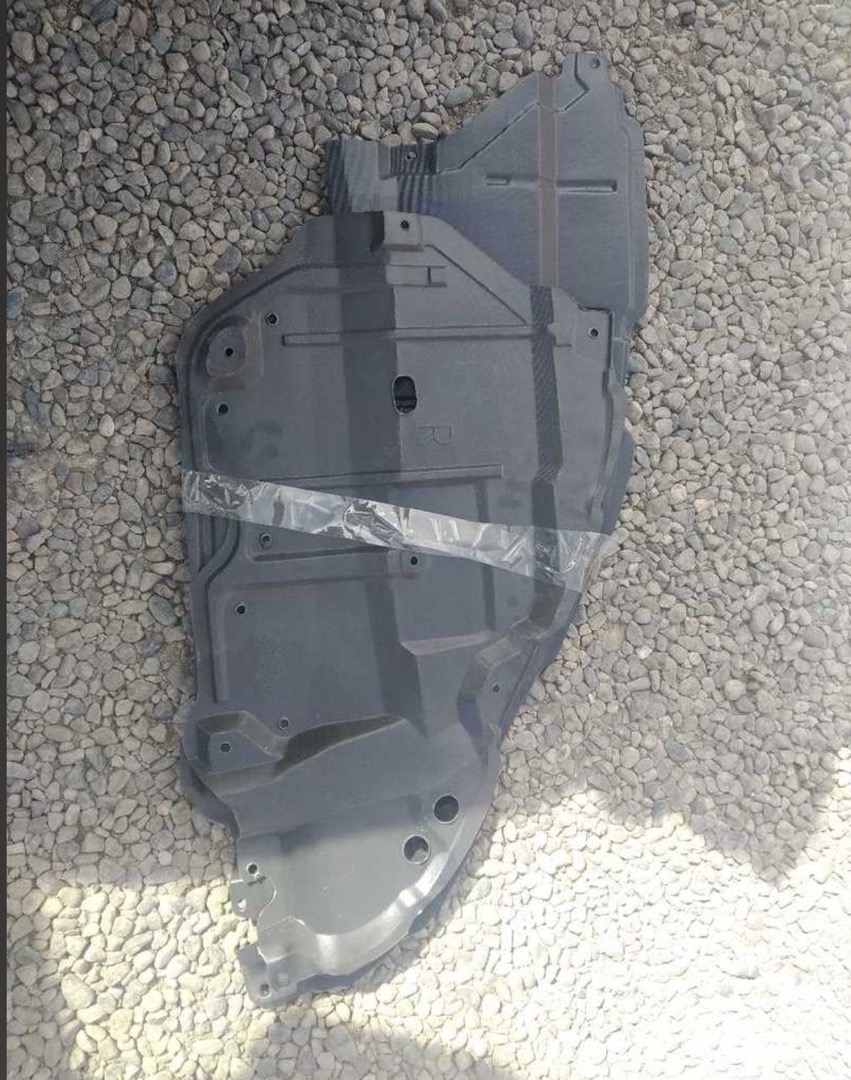 Защитник от Toyota Camry 2, Душанбе