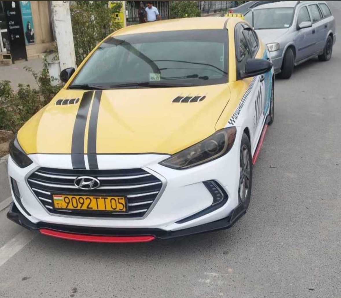 Универсальная губа для Hyundai Elantra, Душанбе