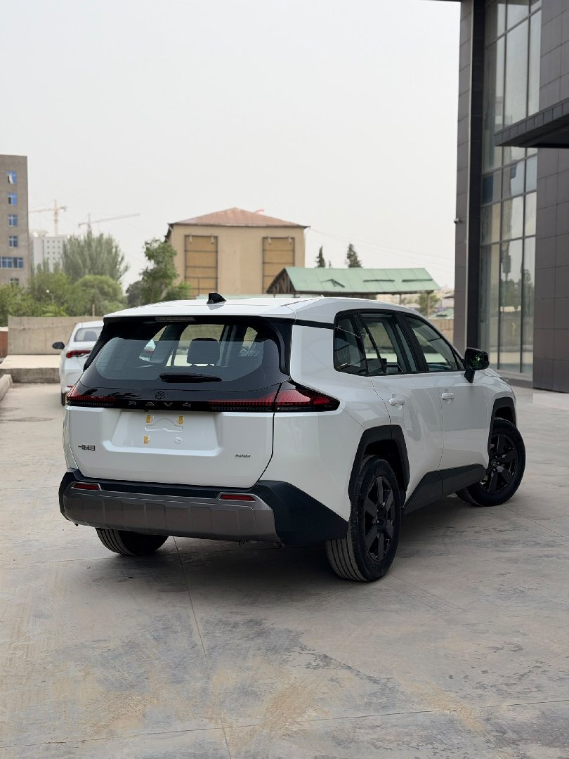 Toyota RAV 4, 2026, Душанбе