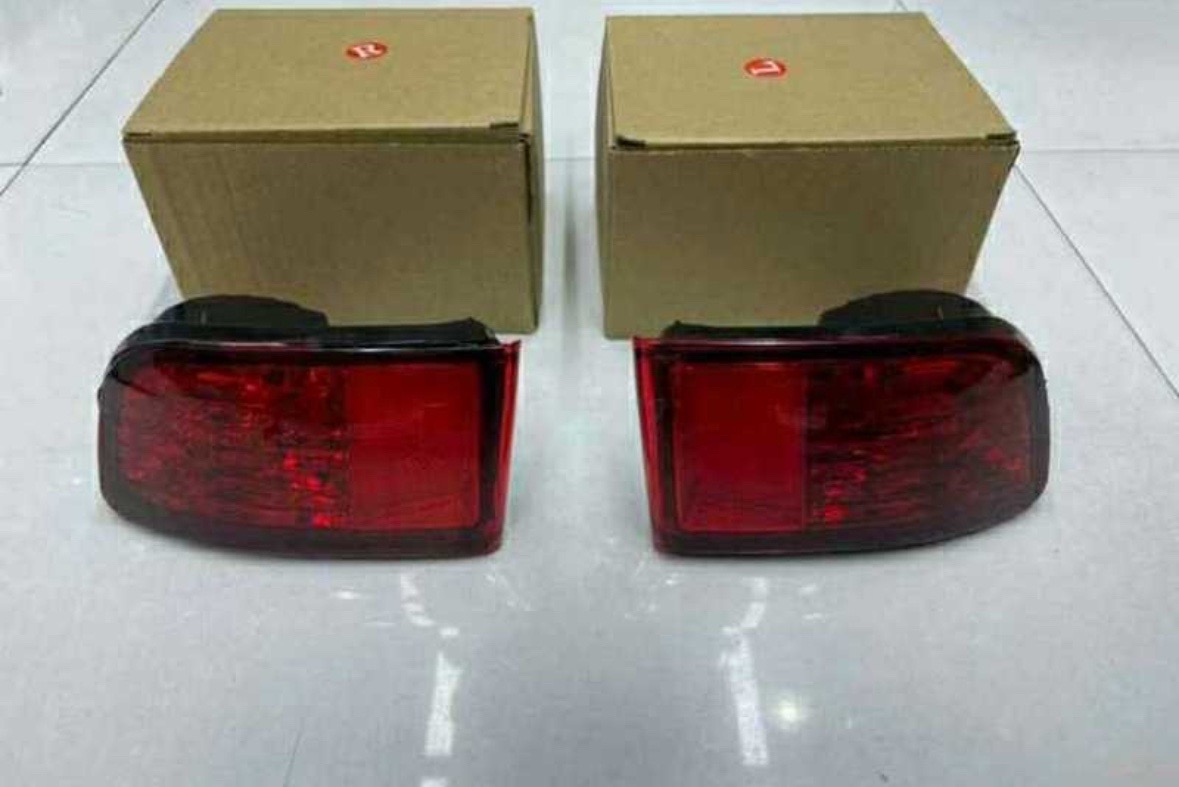 Катафот на задний бампер от Toyota Prado1, Душанбе