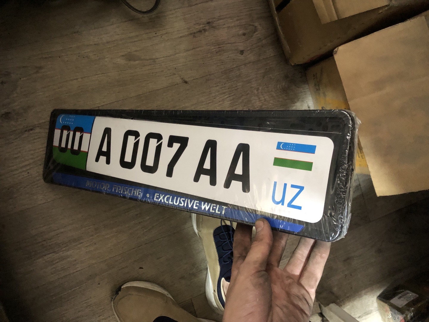 Рамка подномер, Душанбе
