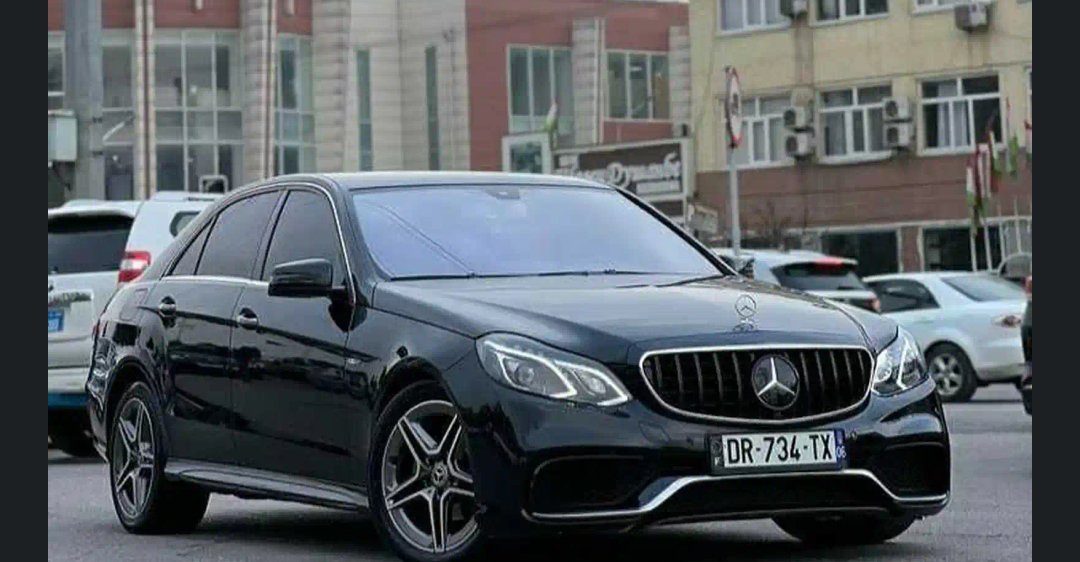 Фиолетовое стекло, Душанбе