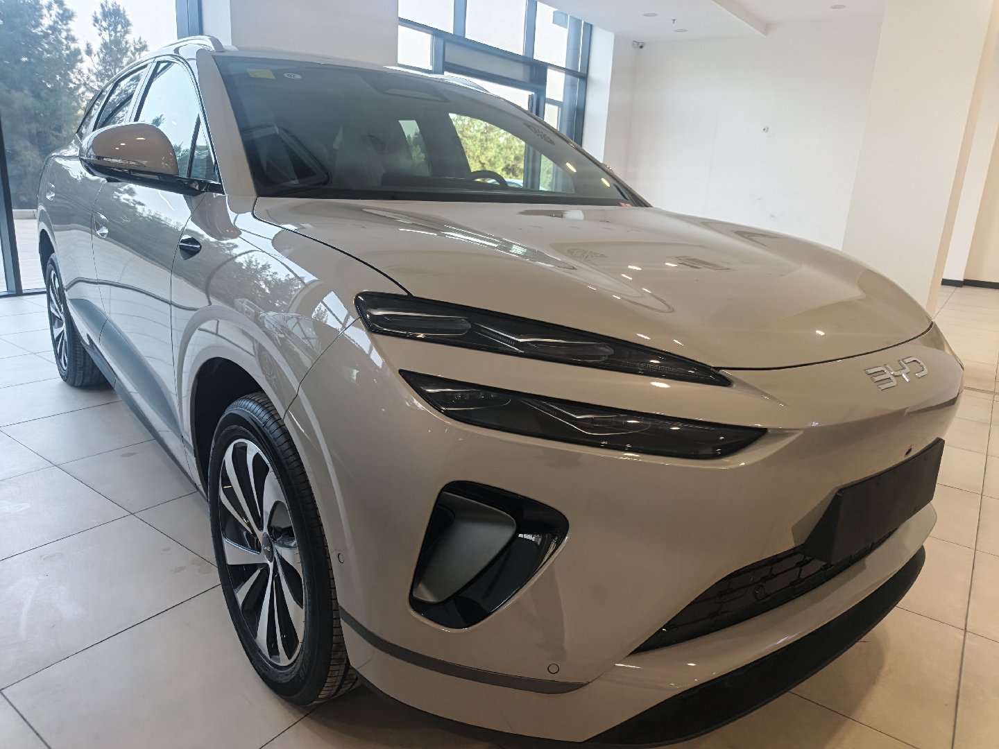 BYD Sealion 2026 — фото 7 из 10