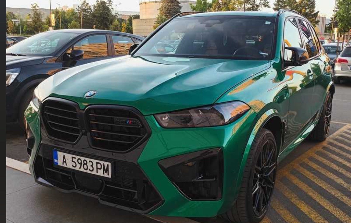 Решетка Радиатора BMW F95, Душанбе