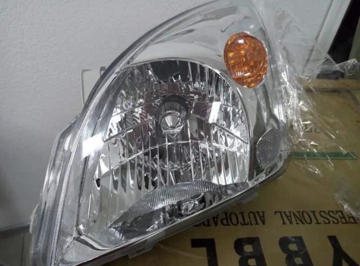 Передняя фары от Toyota Prado 1, Душанбе