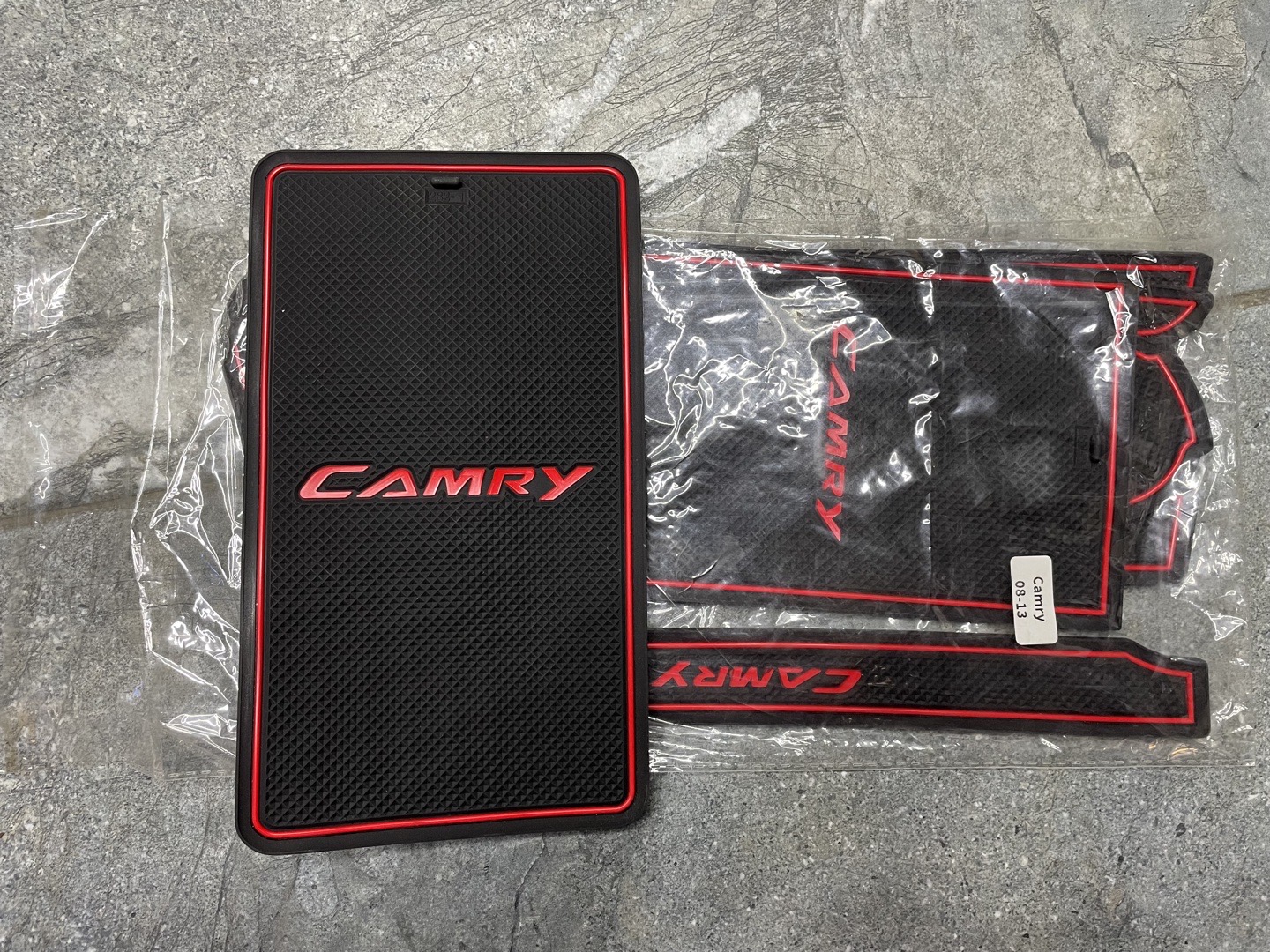 Резиновые вставки (коврик ) на Camry, Душанбе