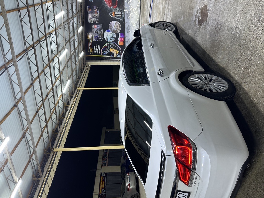 Toyota Avalon, 2011, Бохтар