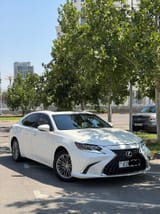 Lexus ES series 2015 — фото 1 из 10