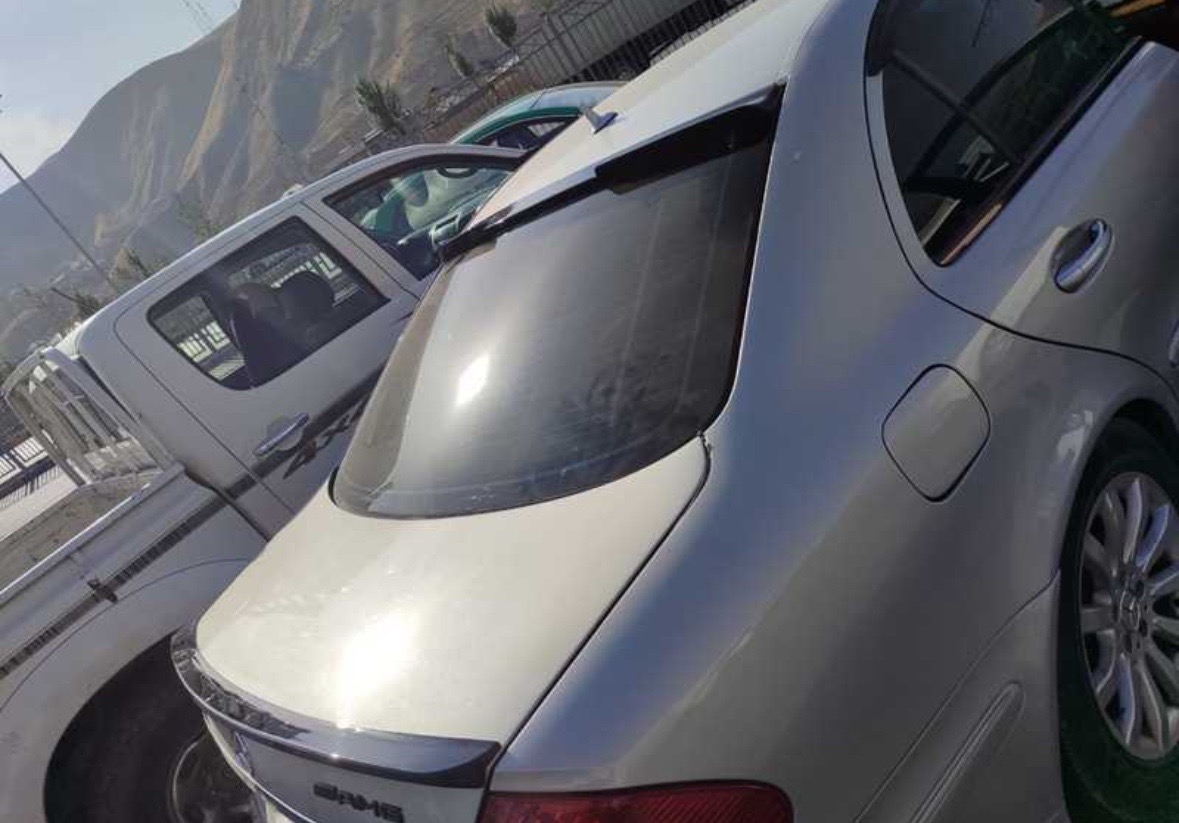 Козырёк для Mercedes-Benz, Душанбе