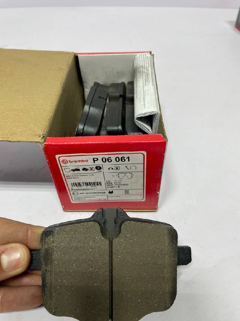 Тормозные колодки задние Brembo, Душанбе
