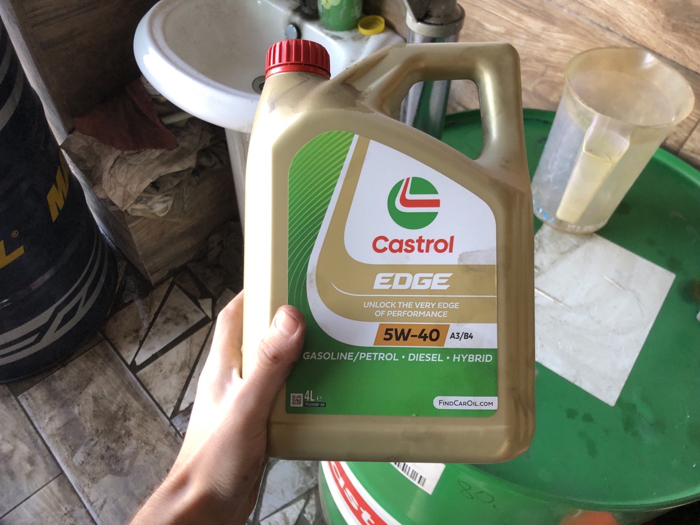 моторное масло Castrol EDGE 5W-40 A3/B4., Душанбе