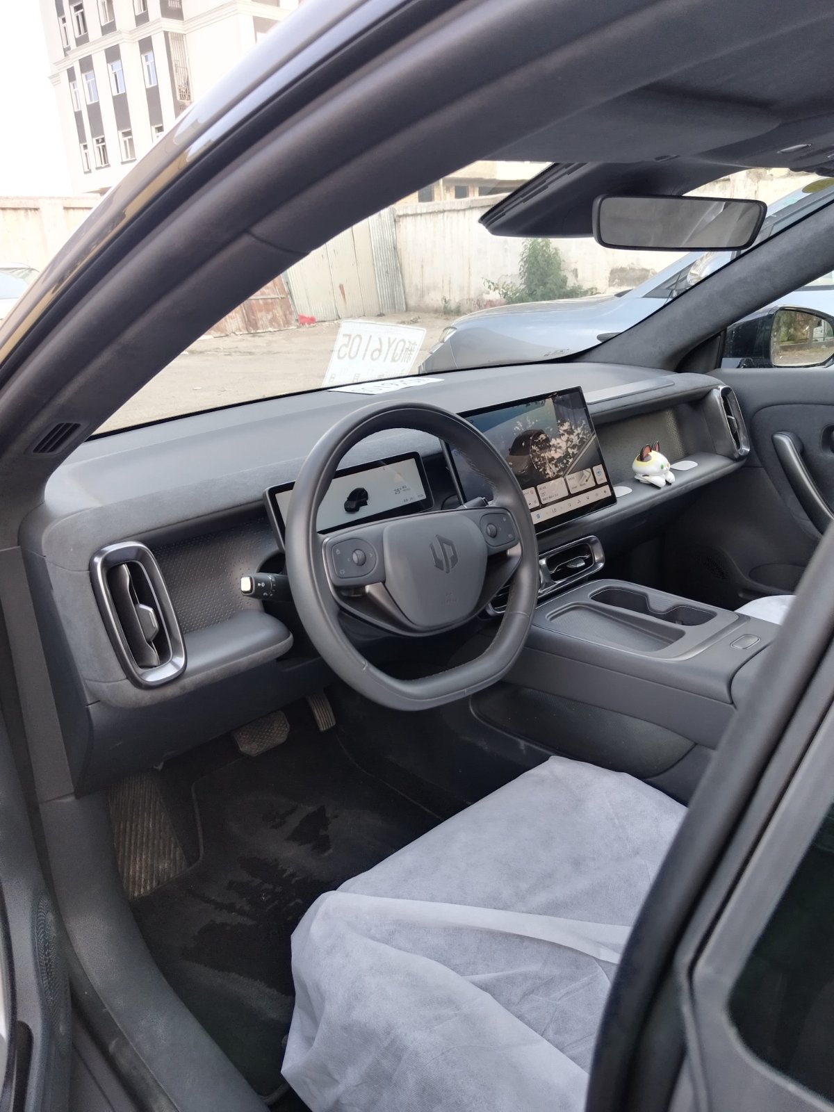 Leapmotor C10 2025 — фото 2 из 4