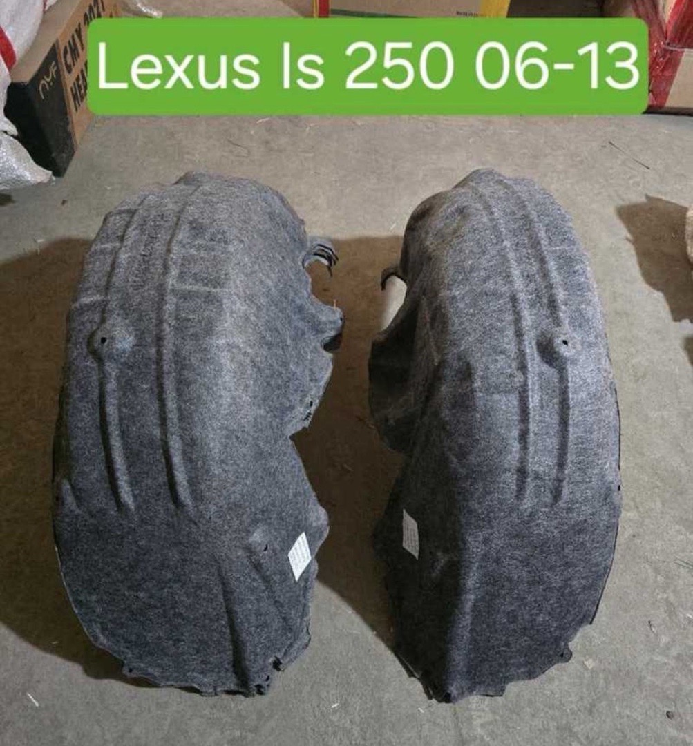 Покрыльник задний от Lexus IS, Душанбе