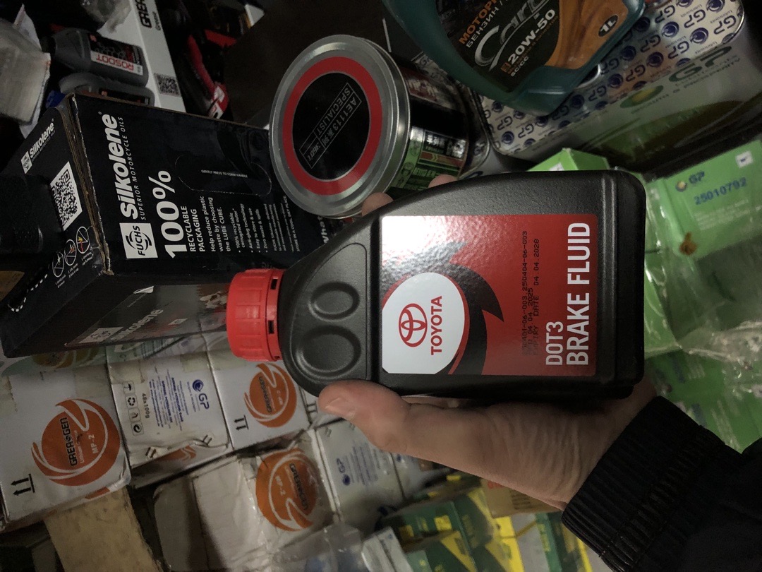 TOYOTA BRAKE FLUID DOT 3, Душанбе