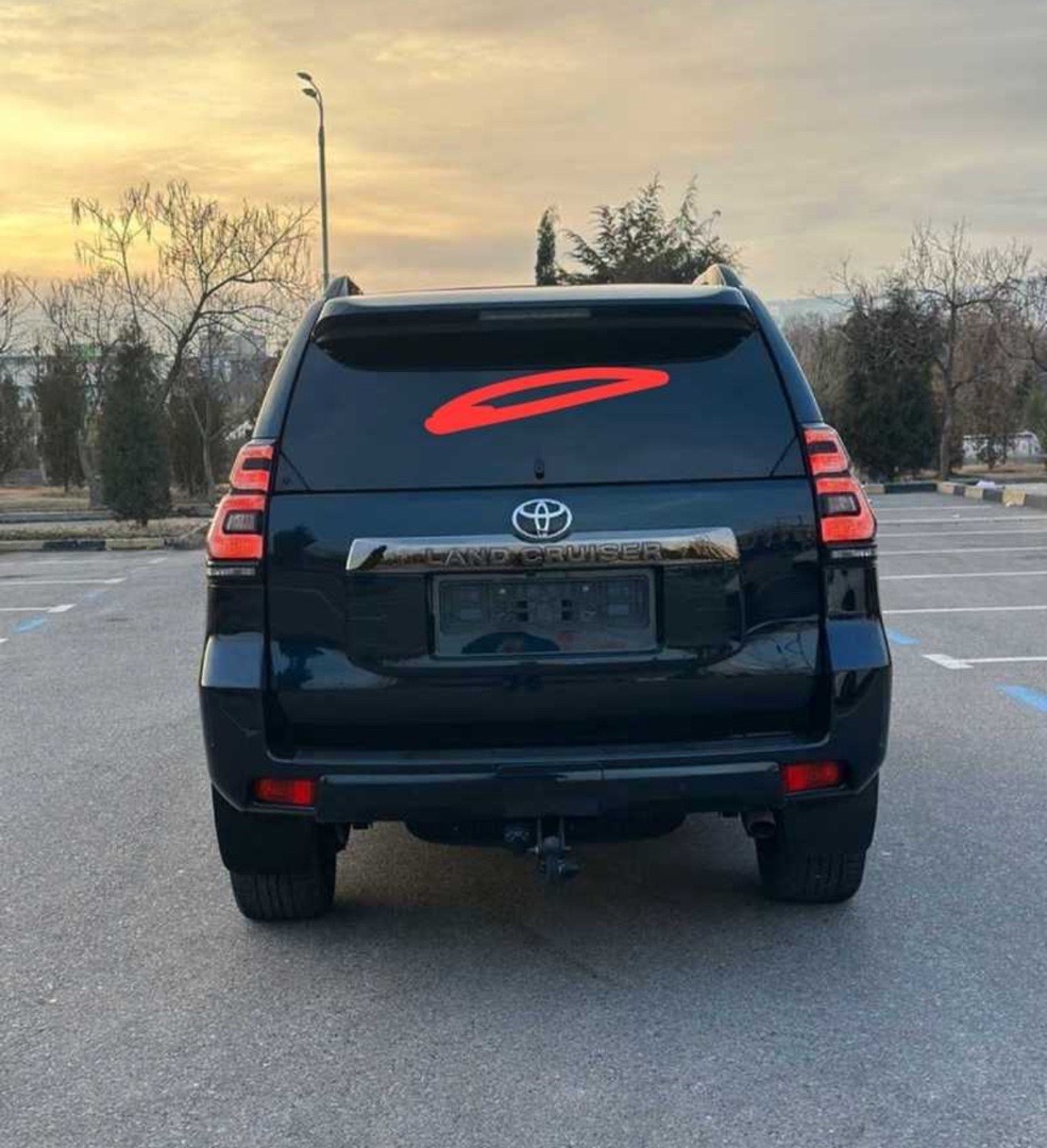 Заднее стекло от Toyota Prado FJ 150, Душанбе