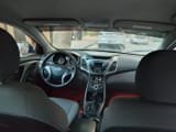 Hyundai Elantra 2015 — фото 6 из 8